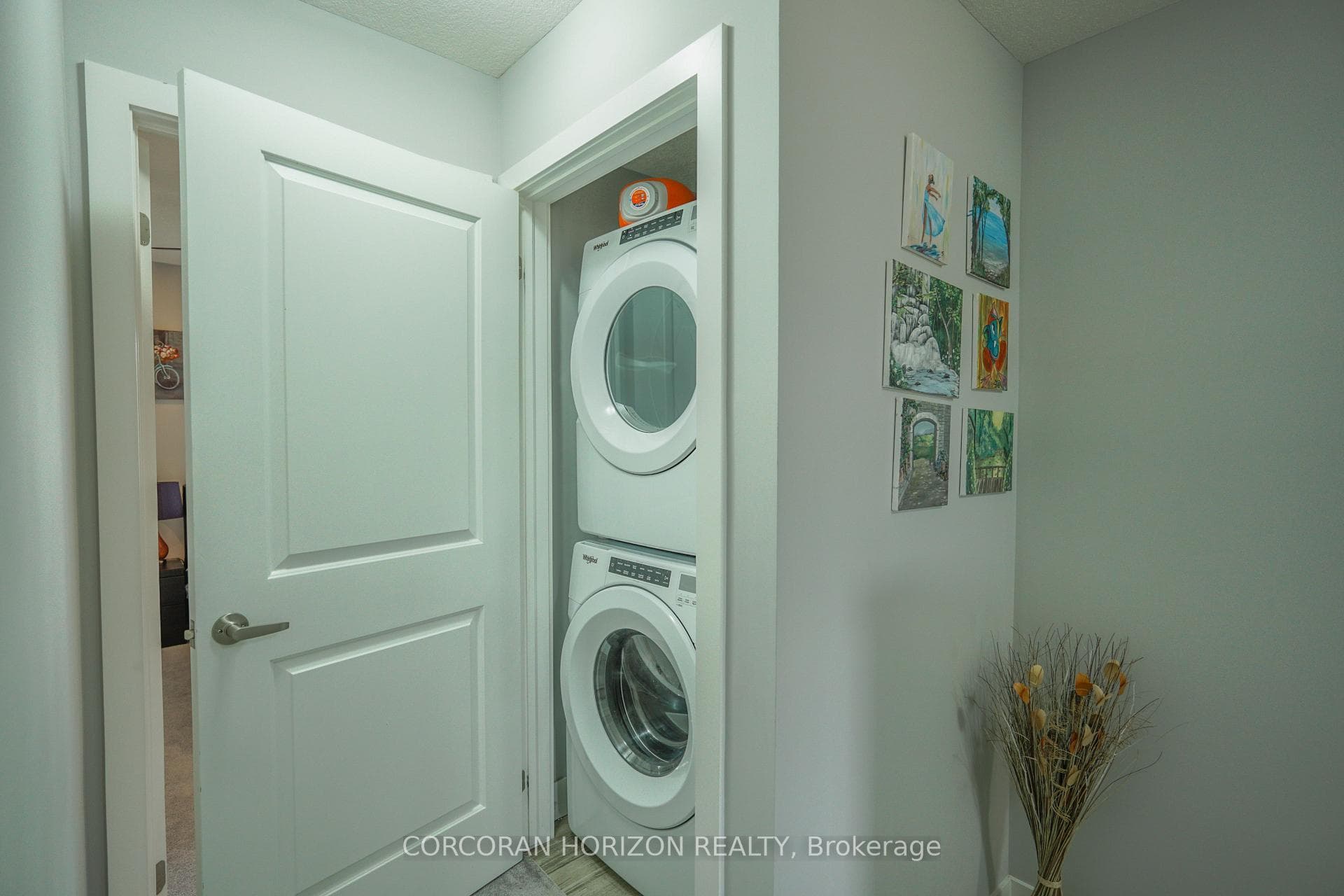 2070 Meadowgate Boulevard Unit 104 photo 25