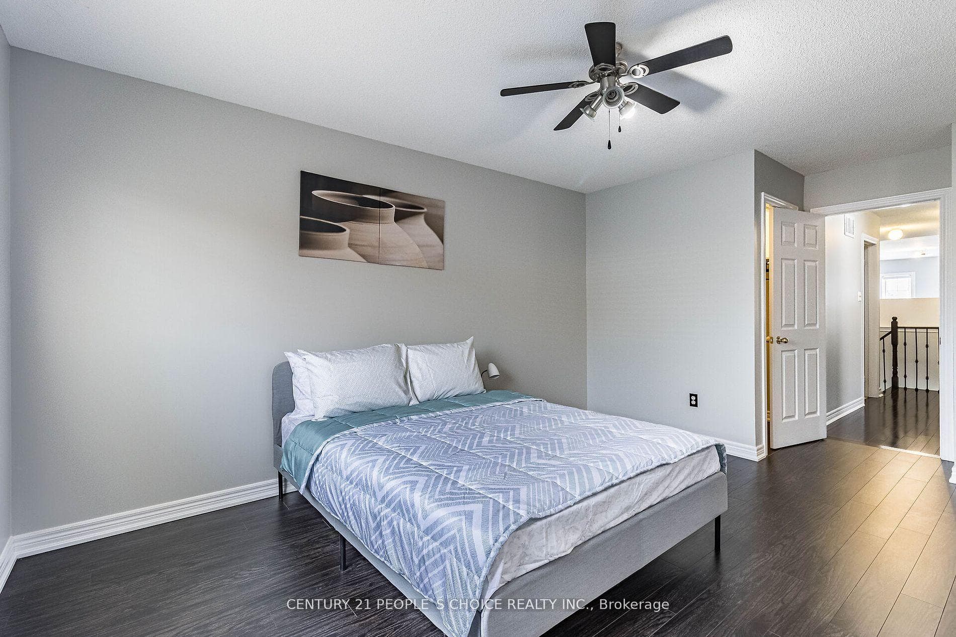 35 Nathaniel Crescent photo 25