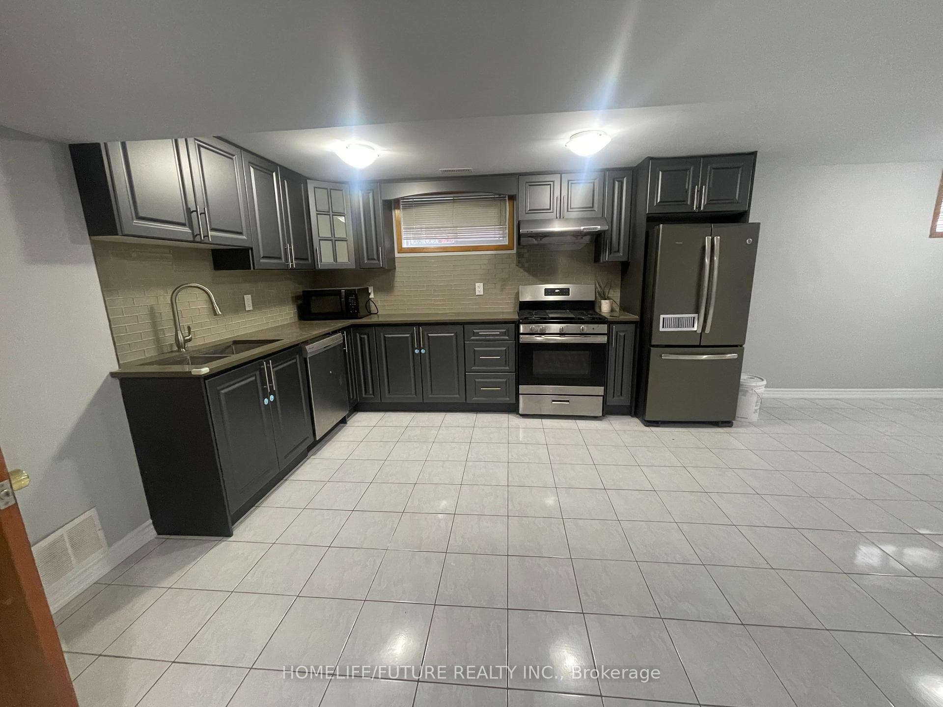 311 Huntsmill Boulevard Unit Bsmt photo 3
