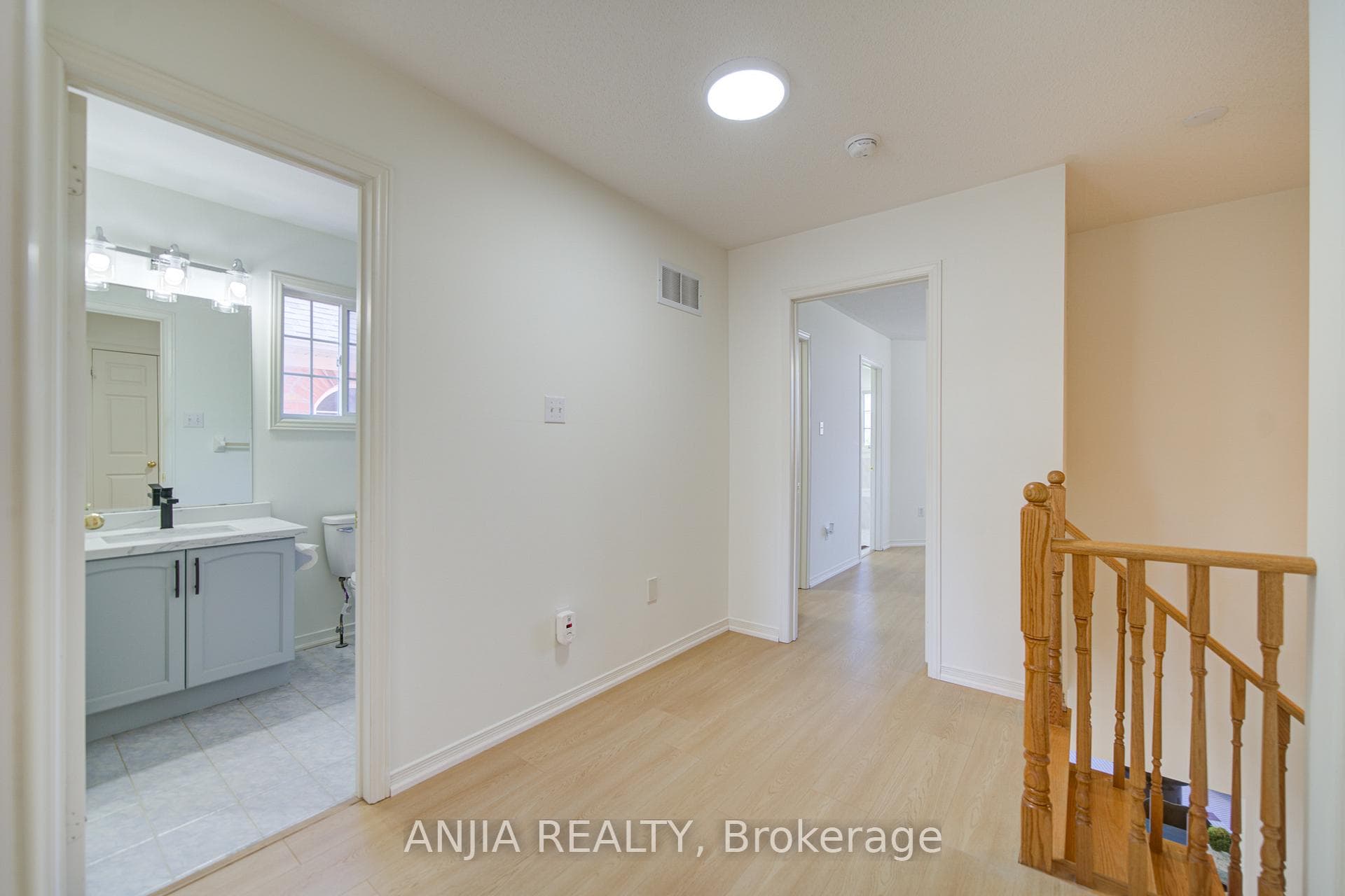 281 Mingay Avenue photo 29