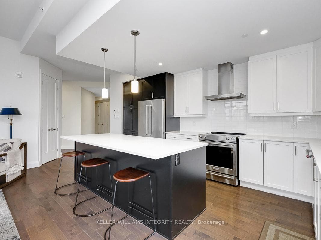 110 Cortile Private N/A Unit 404 photo 22