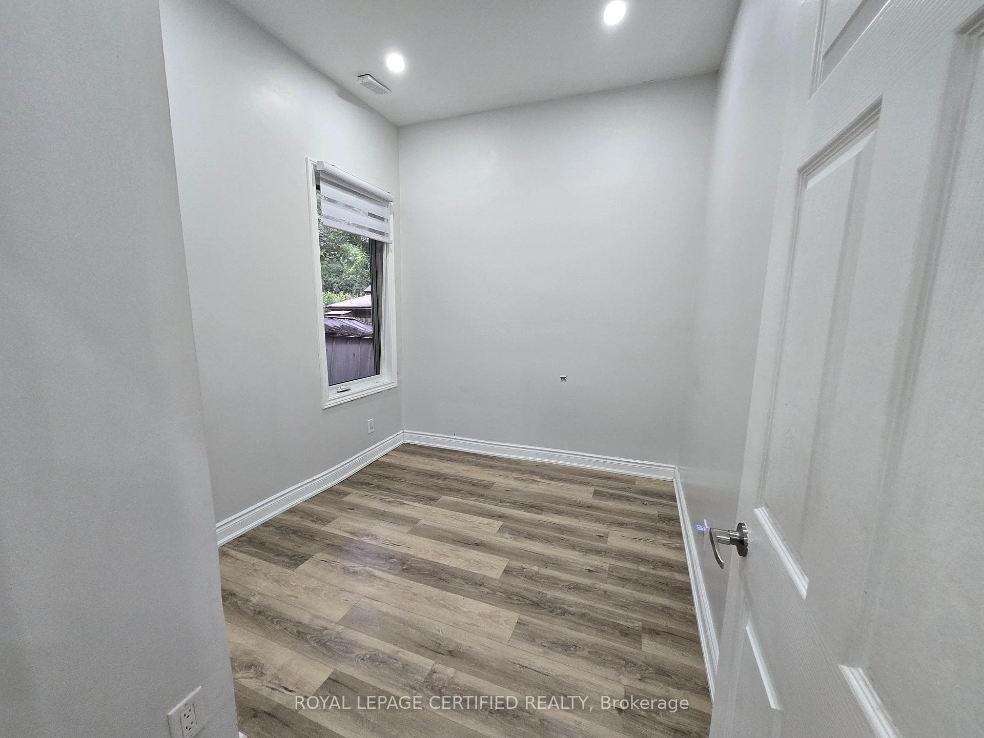 195 Picton Street photo 10