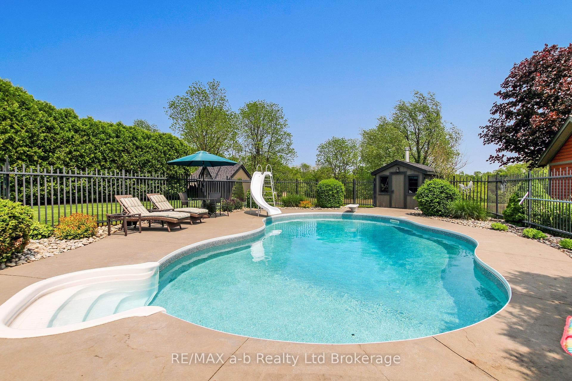 7 OTTERVIEW Drive photo 8
