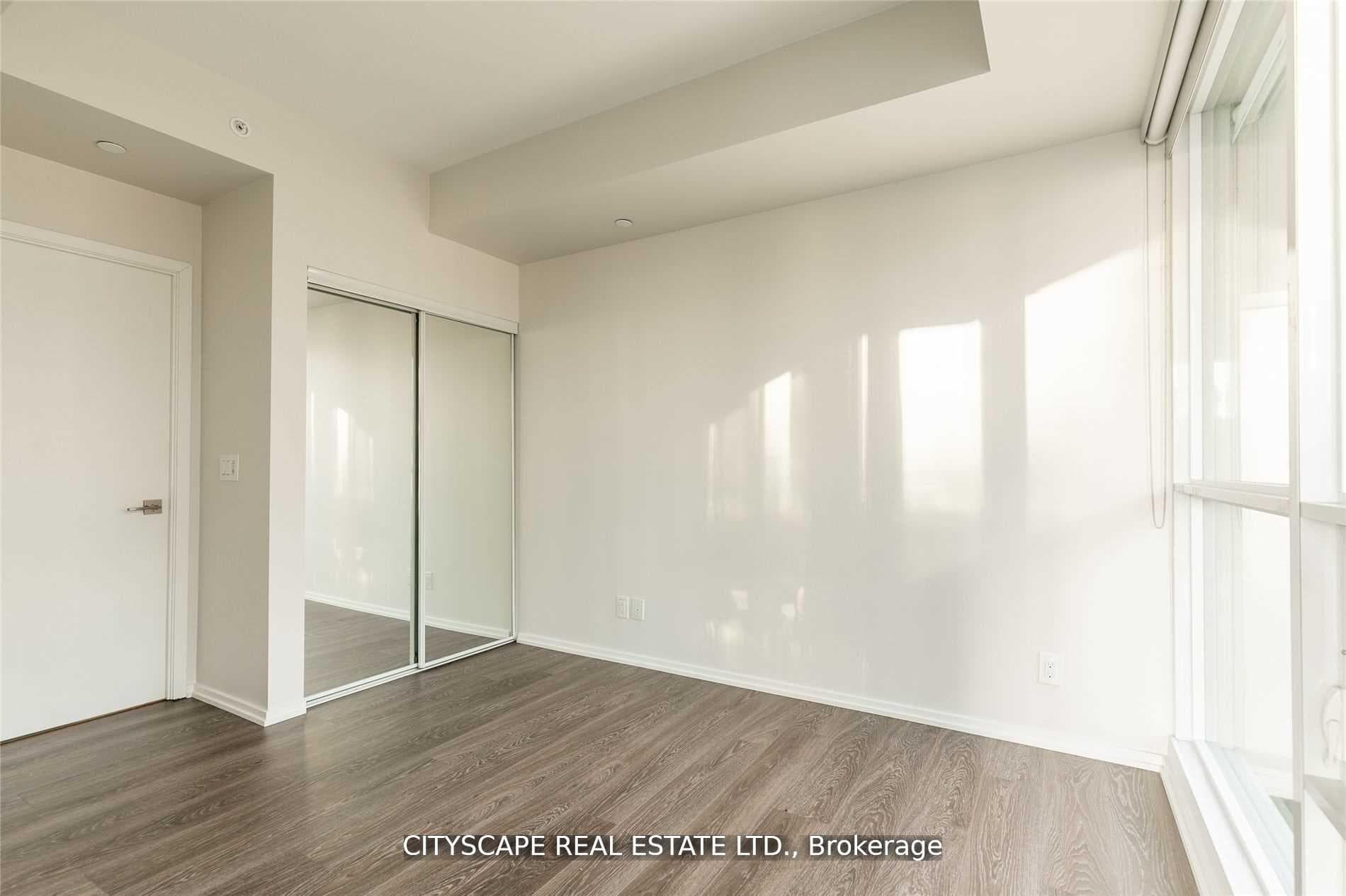 70 Temperance Street Unit 3211 photo 9