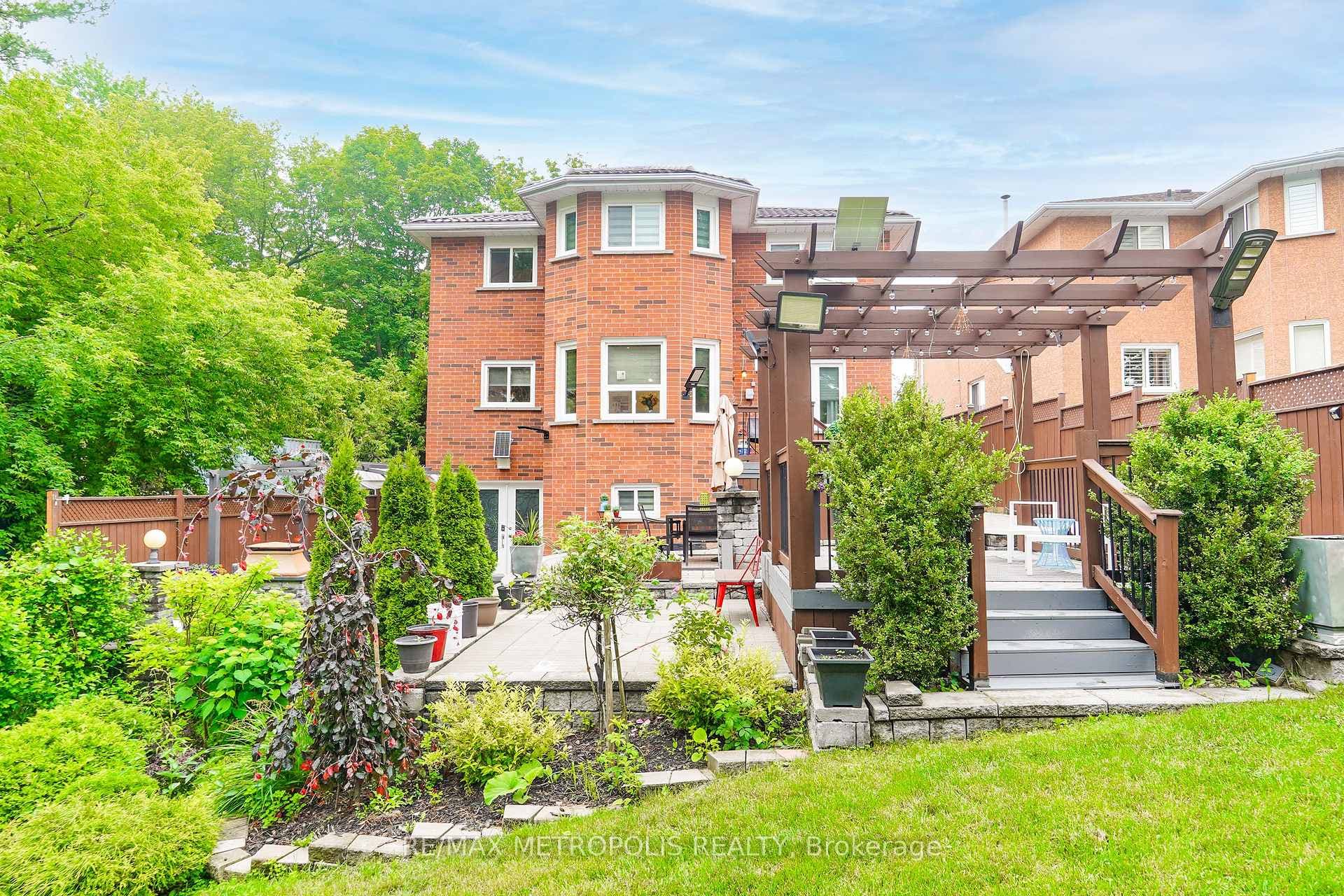 37 Bennett Road photo 43