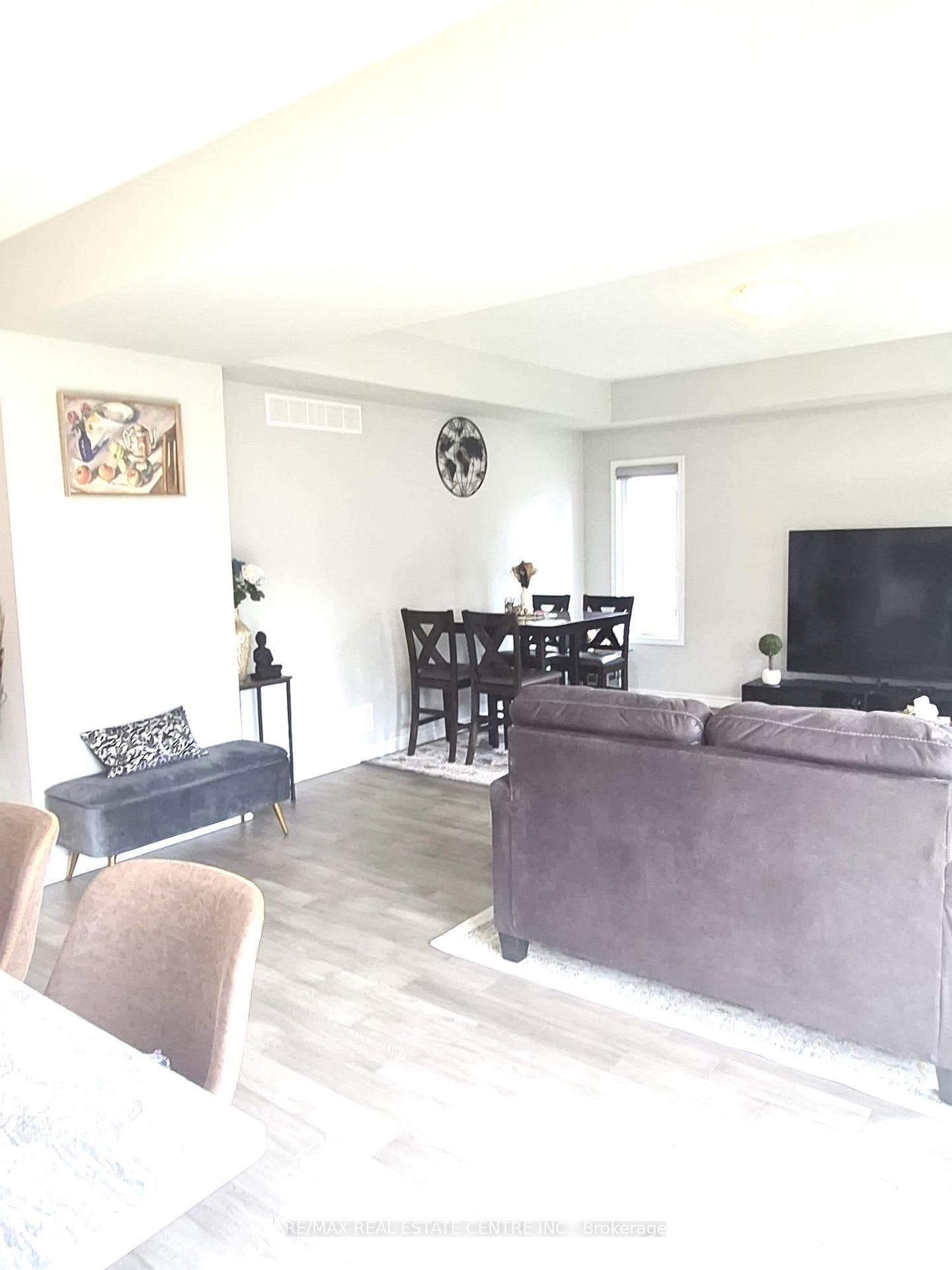 219 Taylor Street photo 5