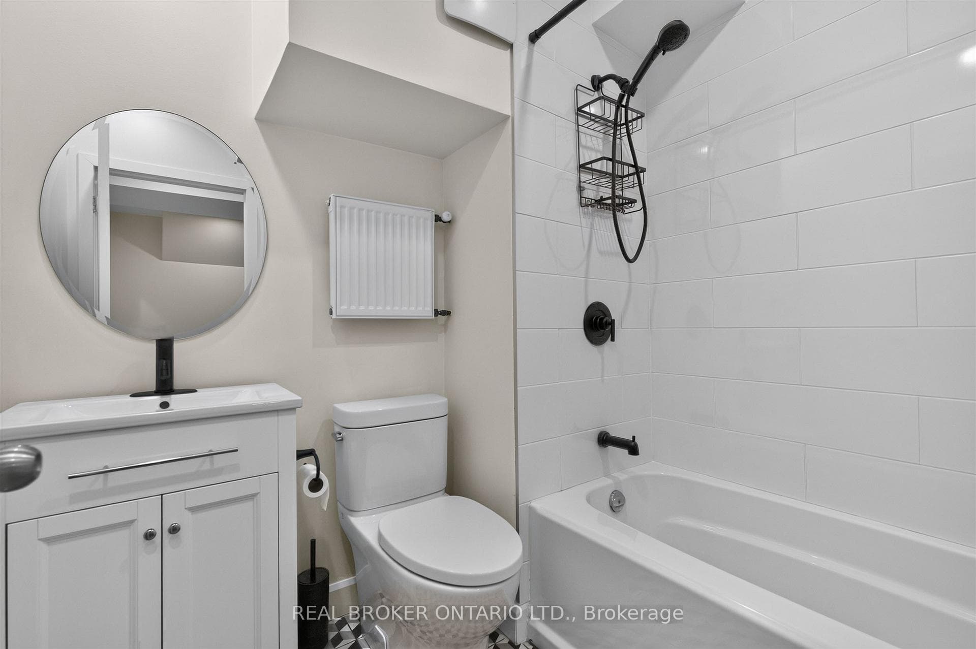 14 Mortimer Avenue photo 32