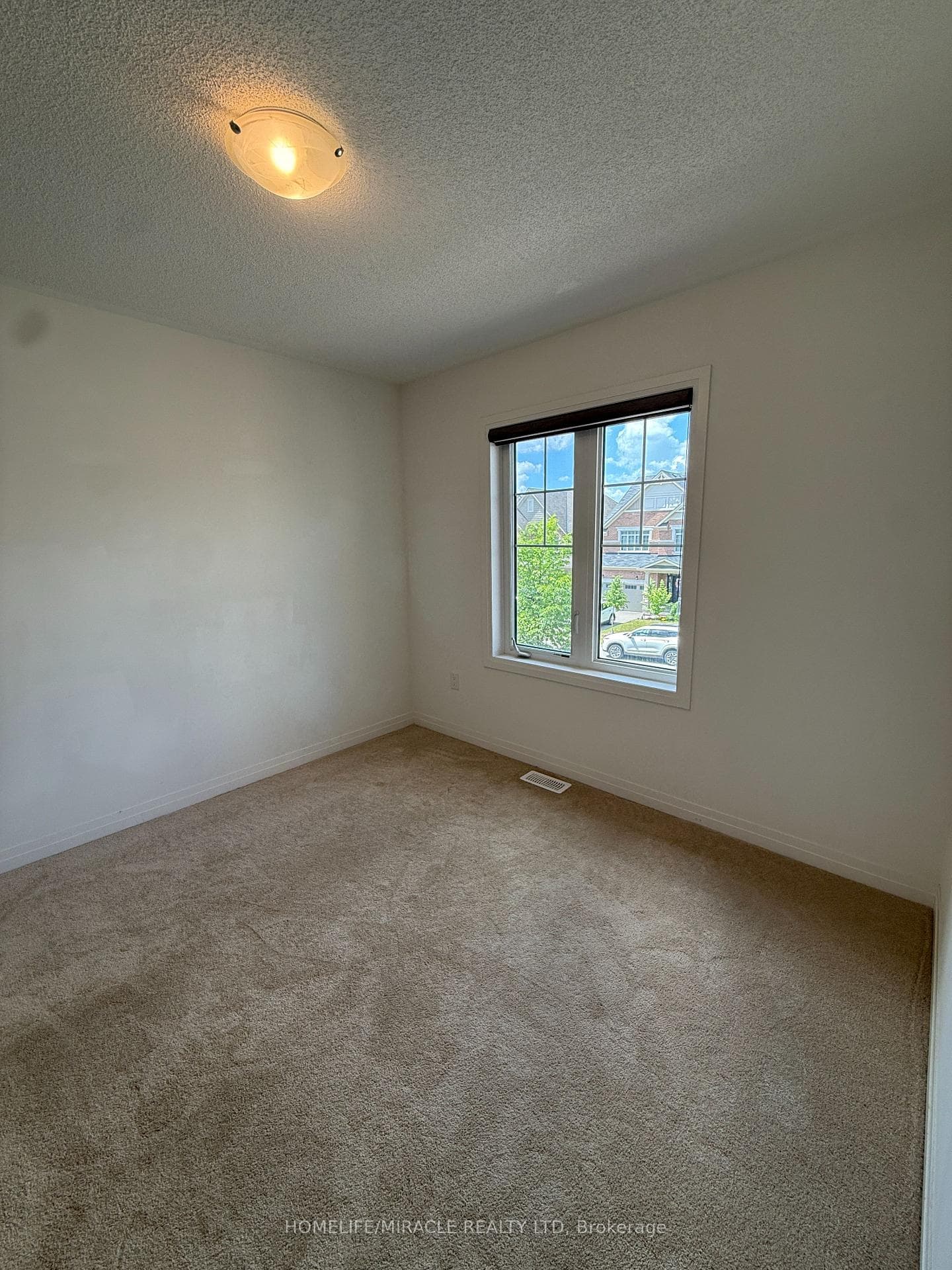 17 Casserley Crescent photo 35