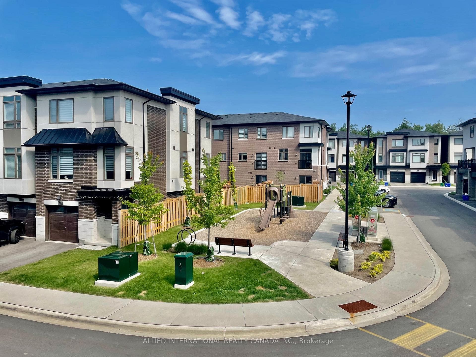 250 Finch Avenue Unit 202 photo 33