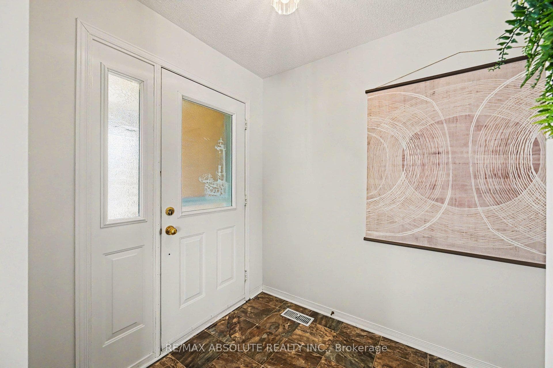 1 River Ridge Crescent photo 3