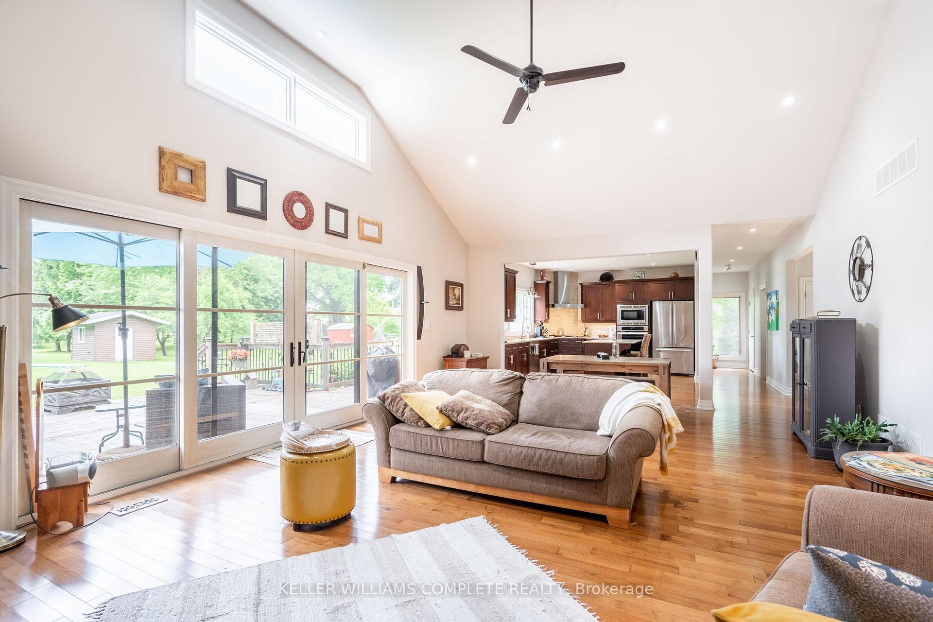 327 Pelham Road photo 18