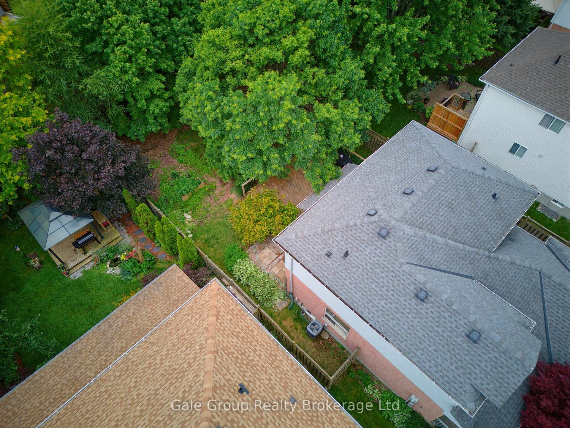 209 Hilltop Drive photo 5