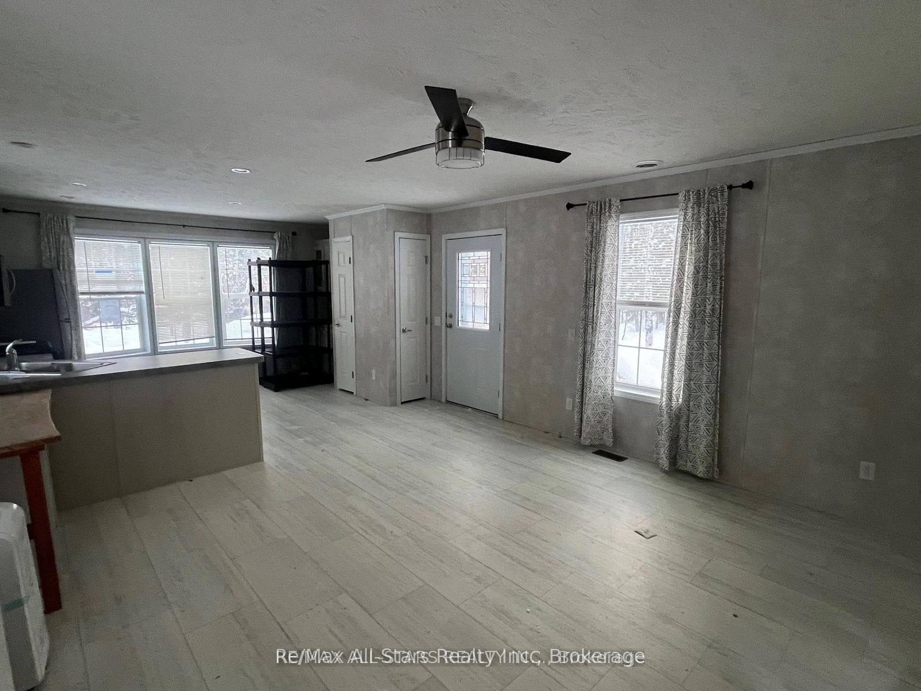 2406 South Portage Road photo 4