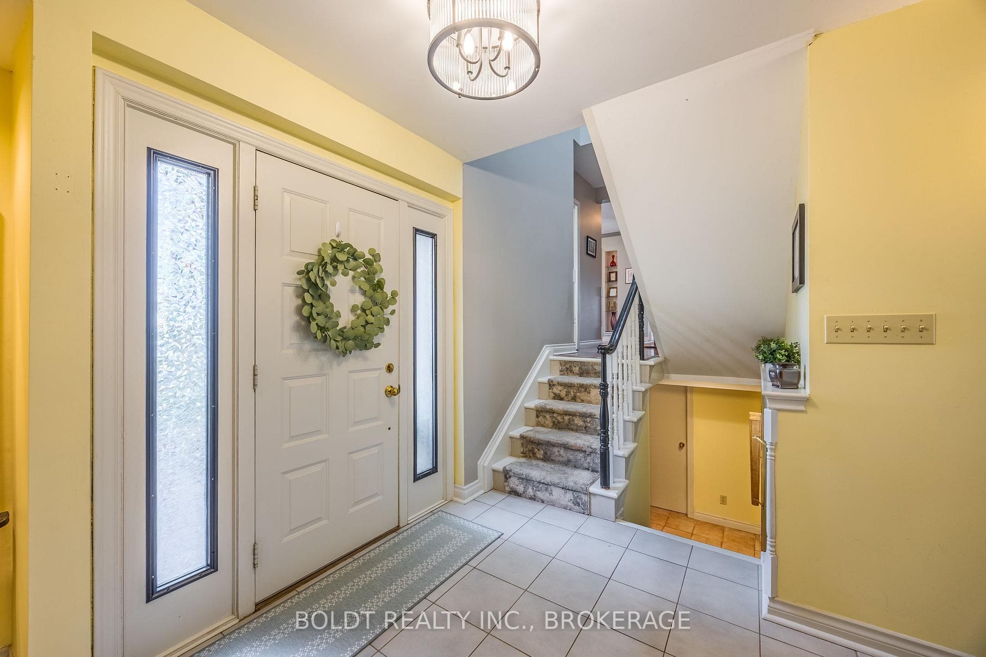 468 Lakeshore Road photo 7