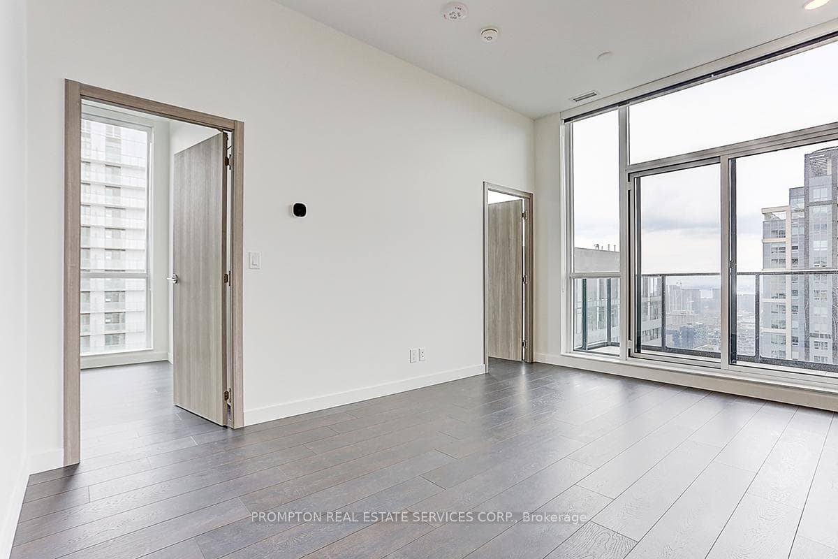 38 Widmer Street Unit 5107 photo 19