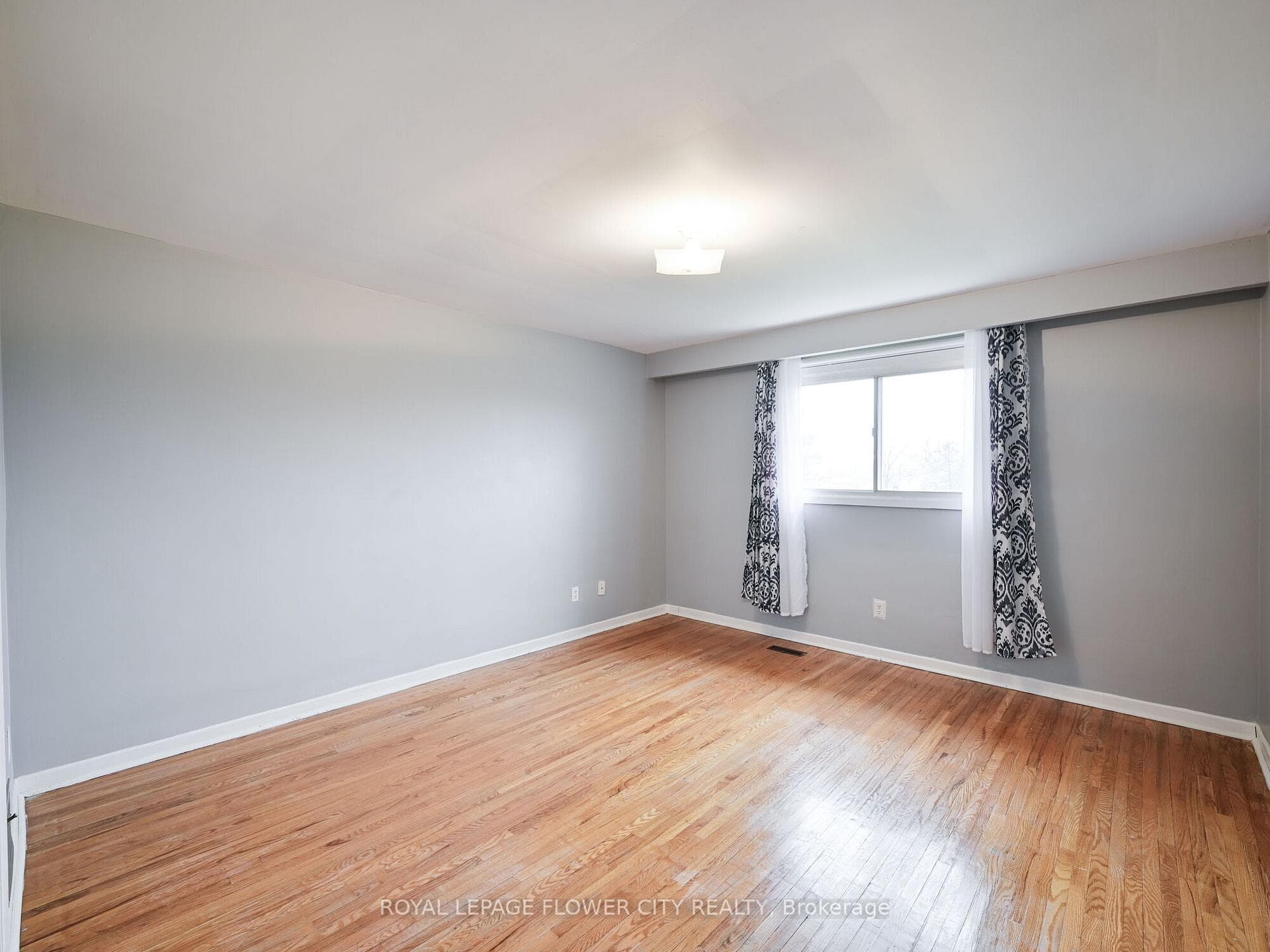 7358 Sigsbee Drive photo 17