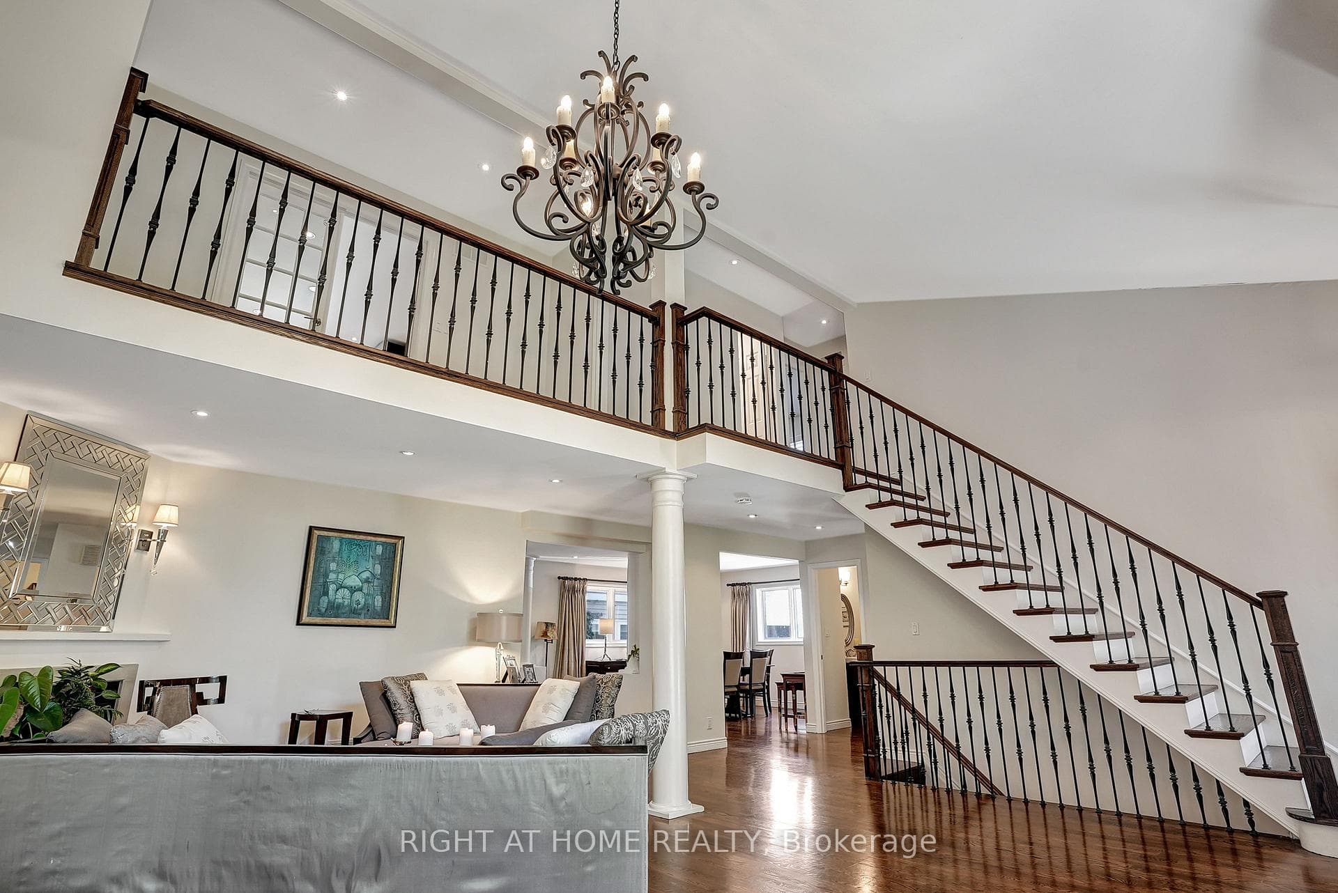 461 Lakeshore Road photo 5