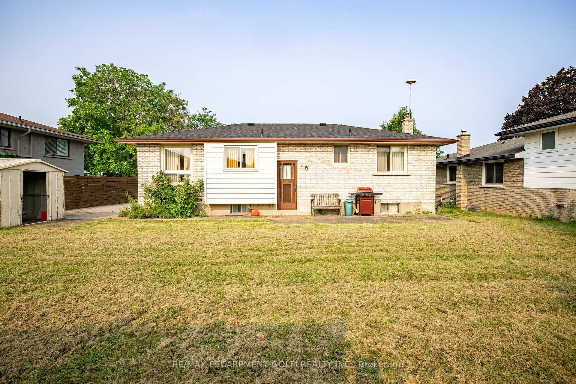 38 Linlake Drive photo 23