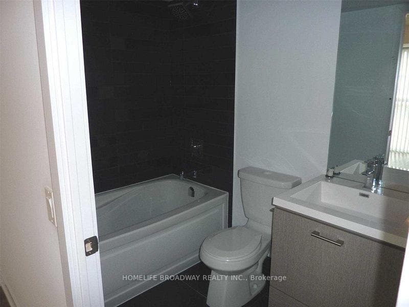 87 Peter Street Unit 913 photo 7