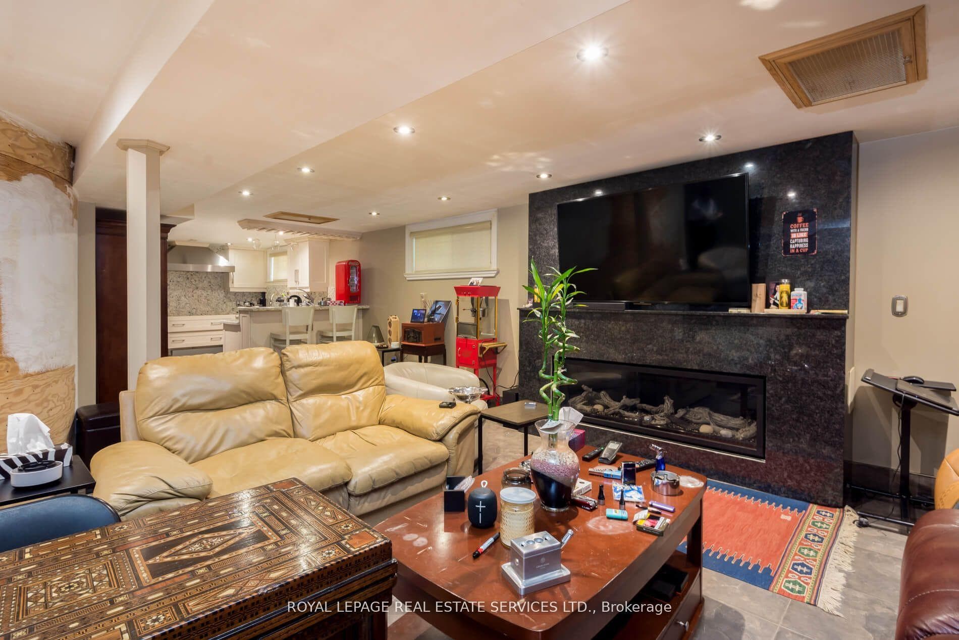 53 Findhorn Crescent photo 17