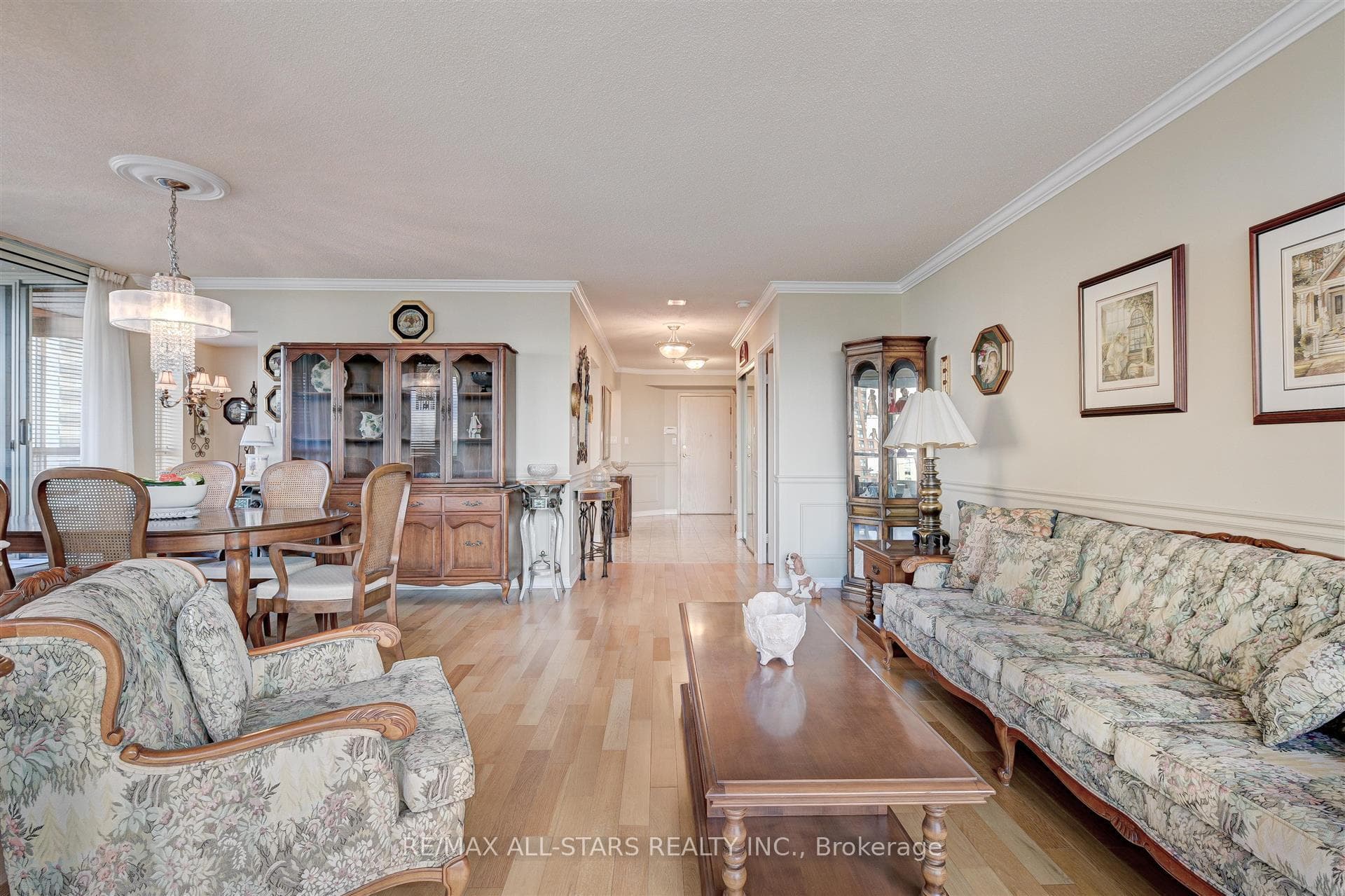 20 Guildwood Parkway Unit 603 photo 9