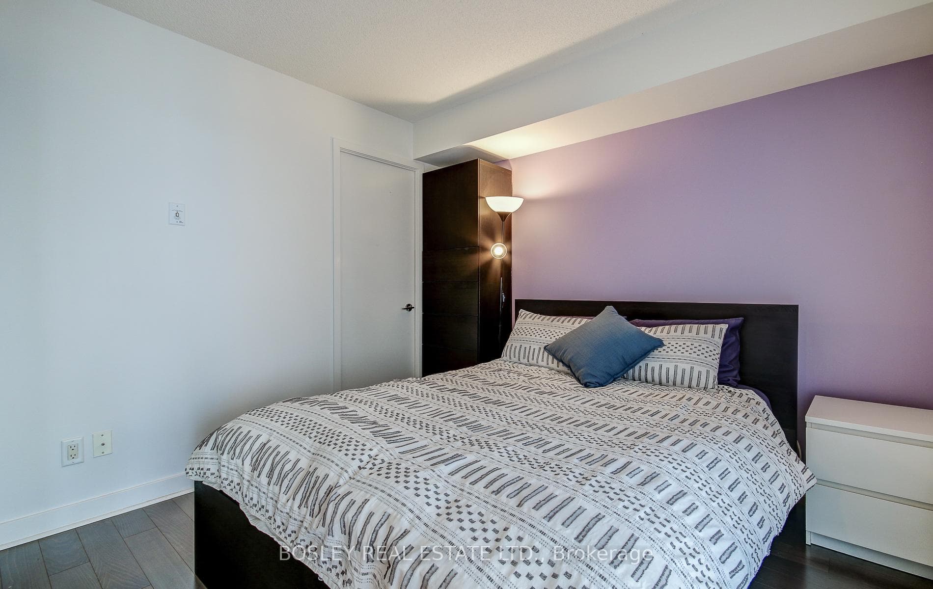 1171 Queen Street Unit 412 photo 26