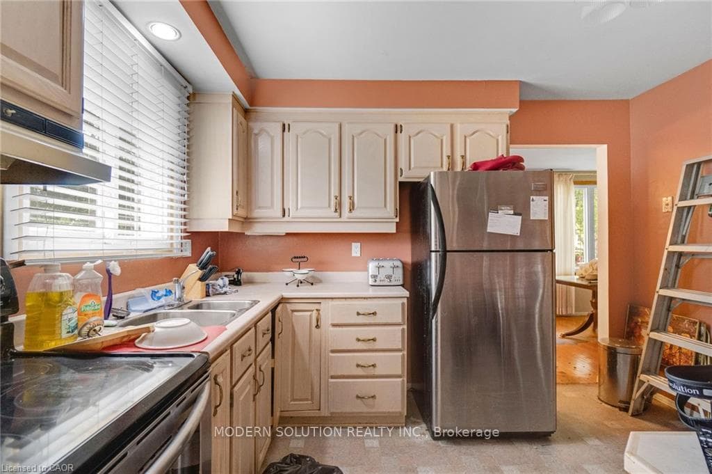 108 Fassett Court photo 11