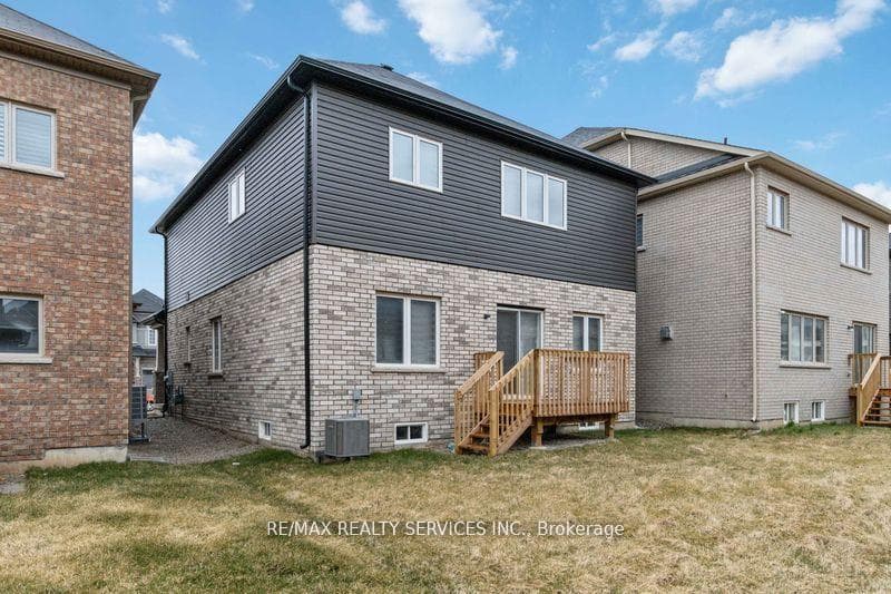 7 Brewis Street photo 36