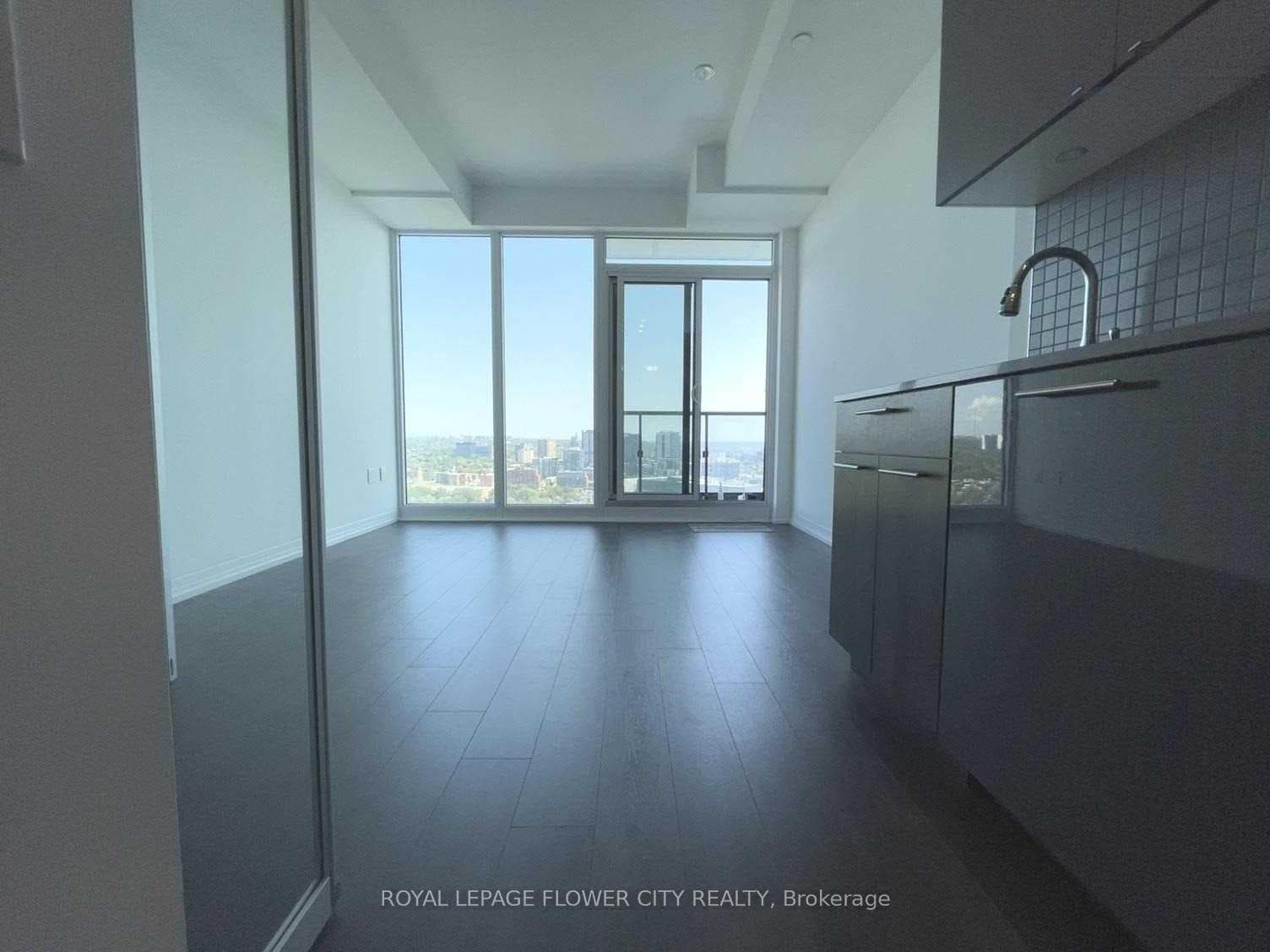 251 Jarvis Street Unit 2601 photo 9