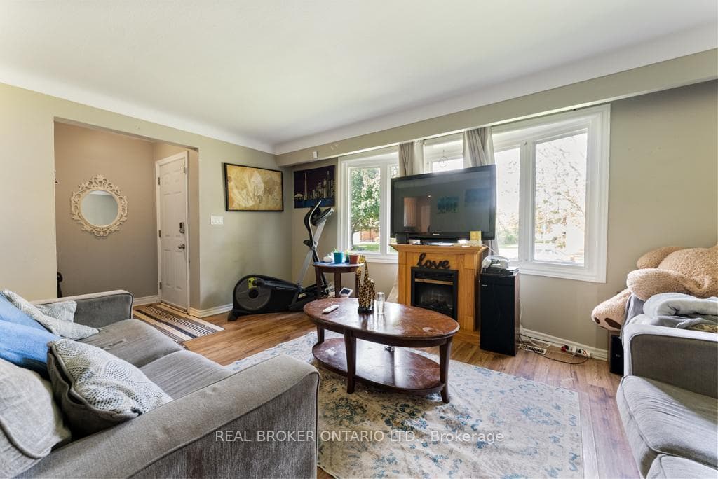 10 Cypress Street photo 3