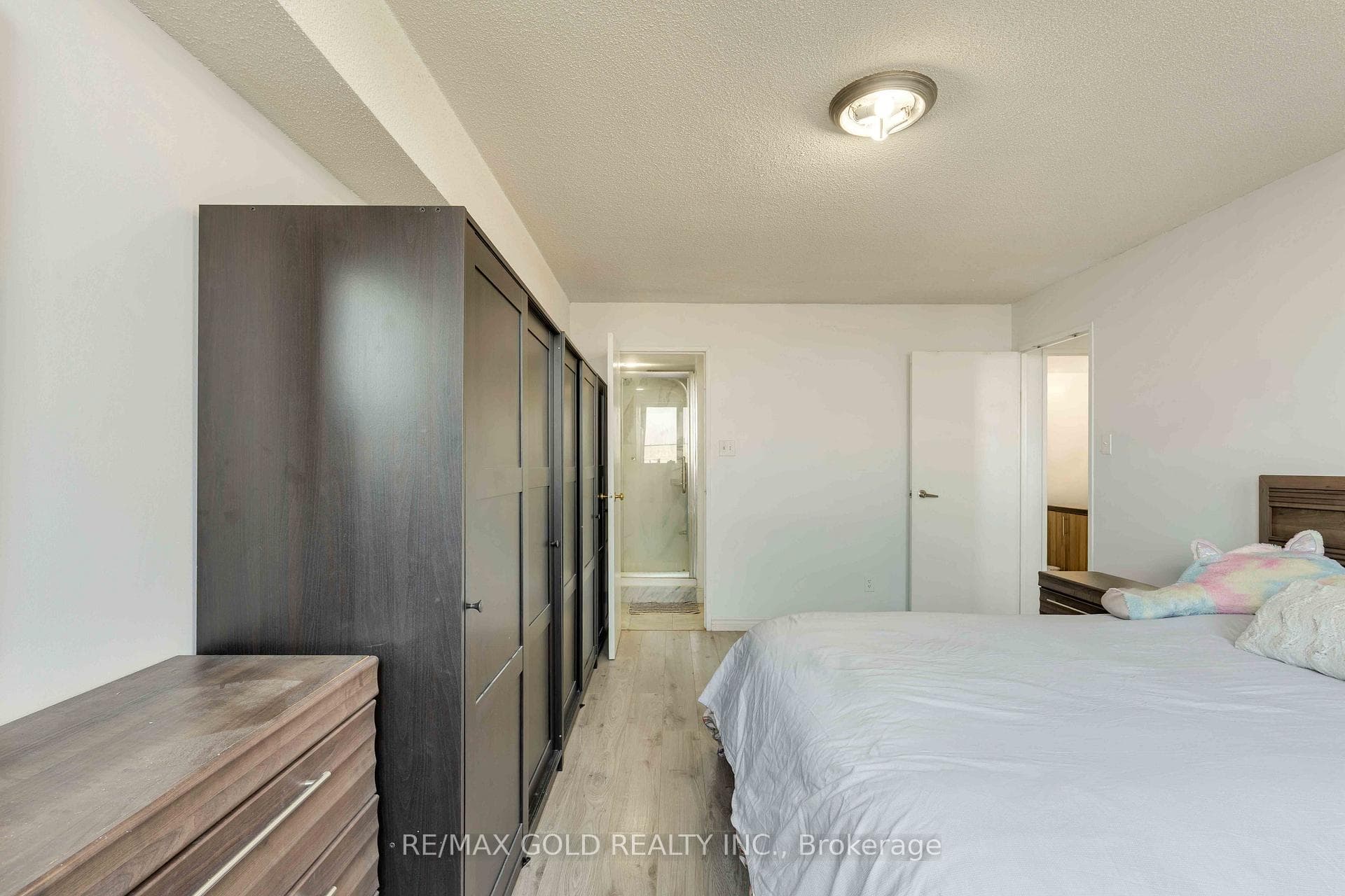 3700 Kaneff Crescent Unit 2101 photo 32