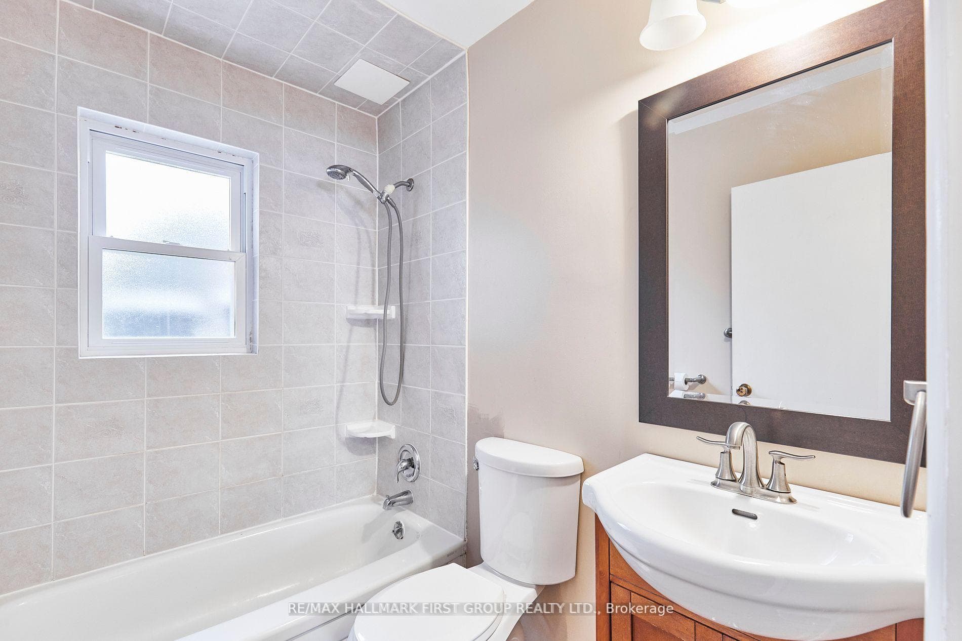 3154 Courtice Road Unit Bsmt photo 9