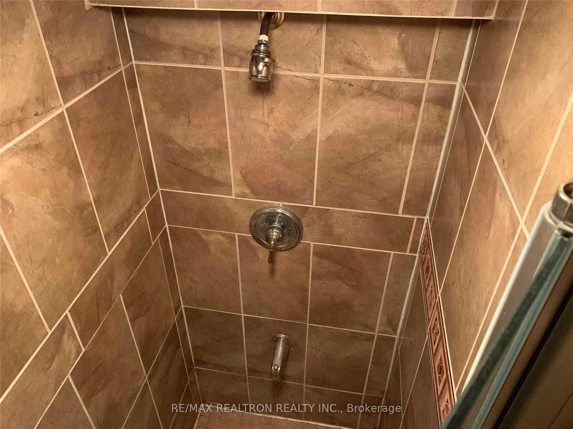 256 Senlac Road Unit Bsmt photo 12