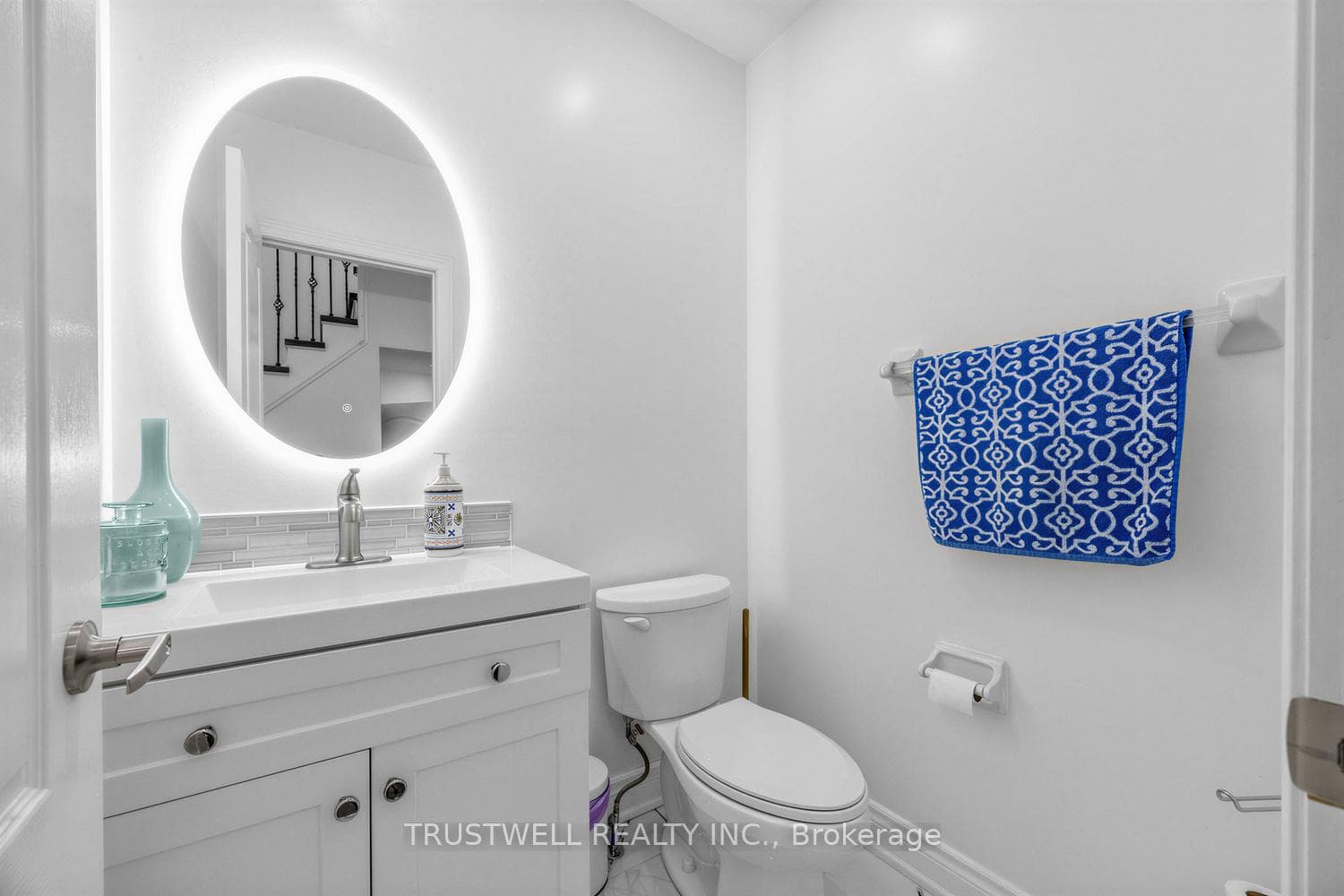 3 Waldron Court photo 11
