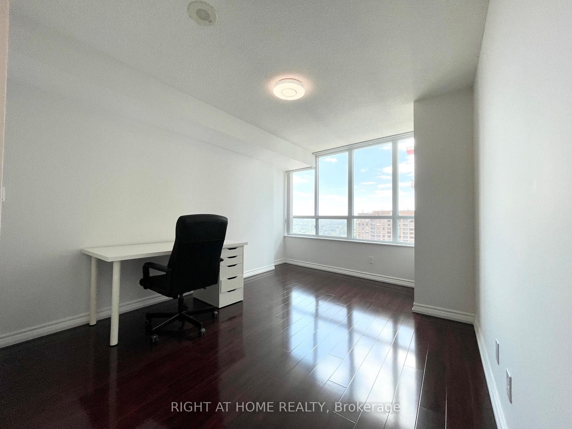 18 Spring Garden Avenue Unit 3202 photo 11