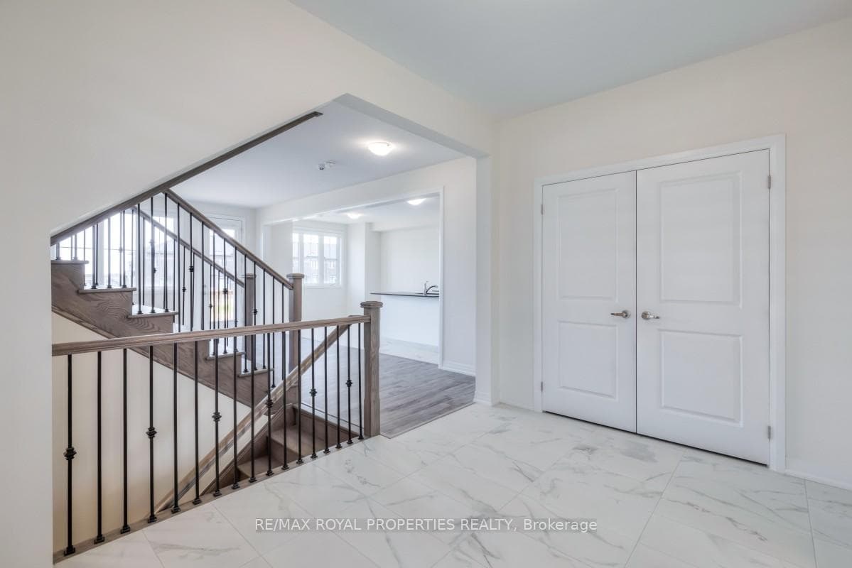1081 Cameo Street photo 7