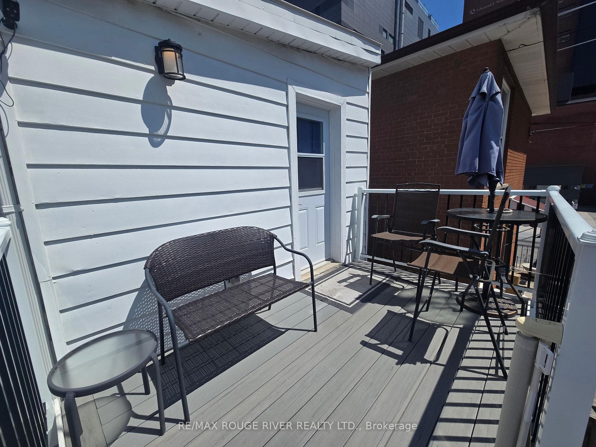6 Lippincott St Street photo 35