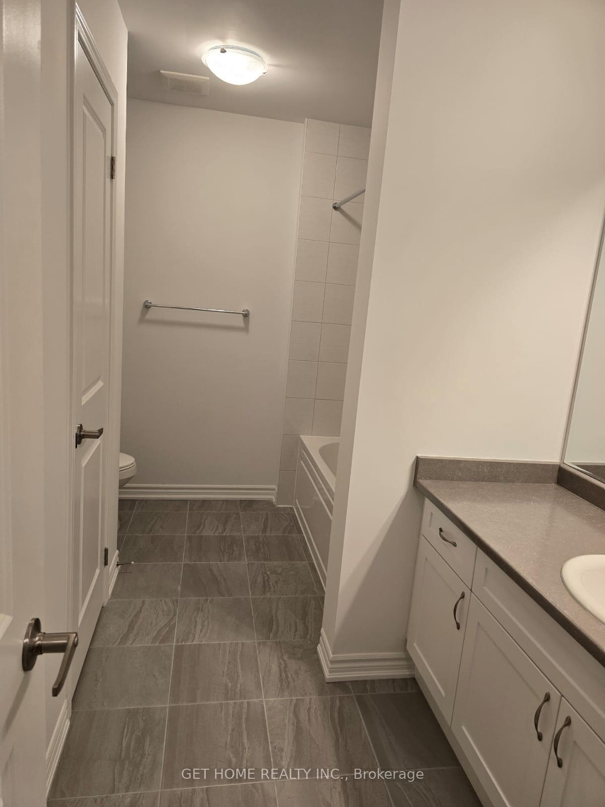 2883 Foxden Square photo 14