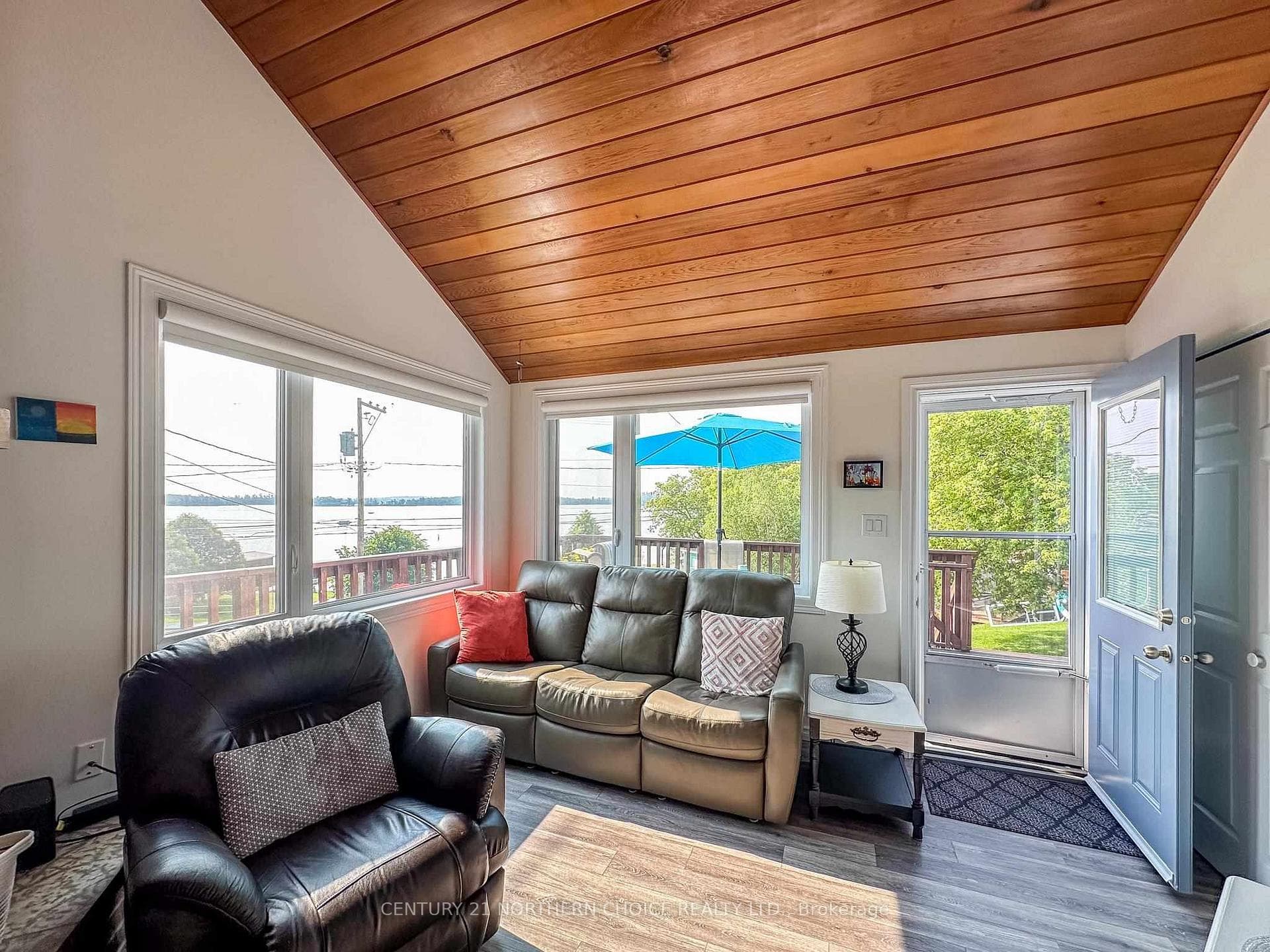 1014 BEACH ROAD photo 9