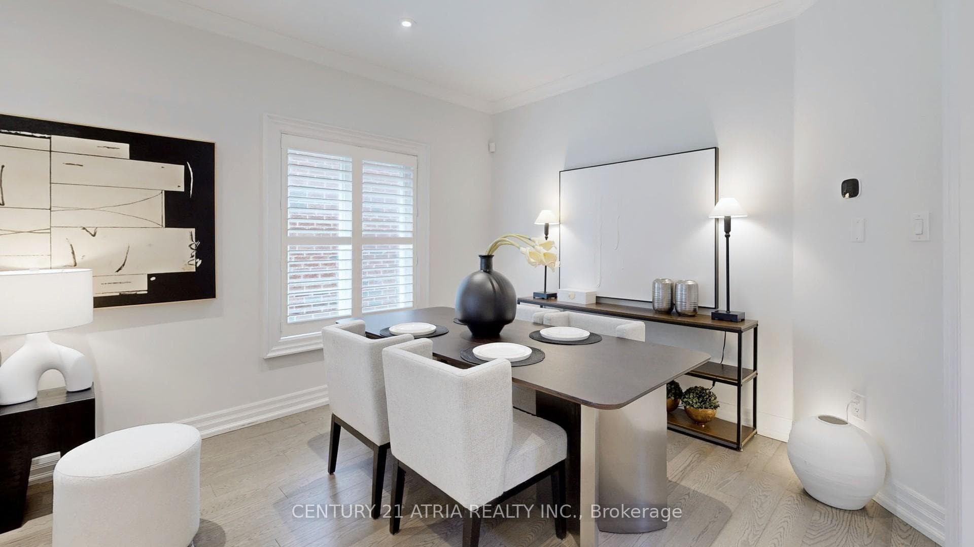 103 Martini Drive photo 4