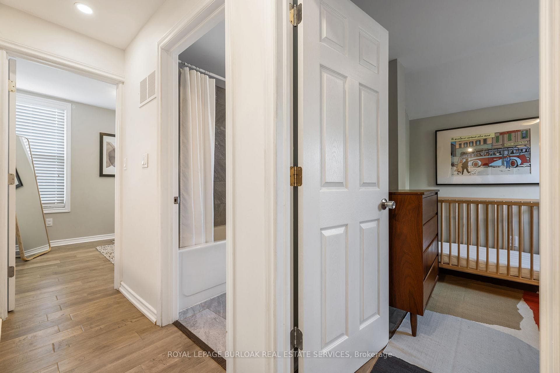 195 Wood Street photo 17