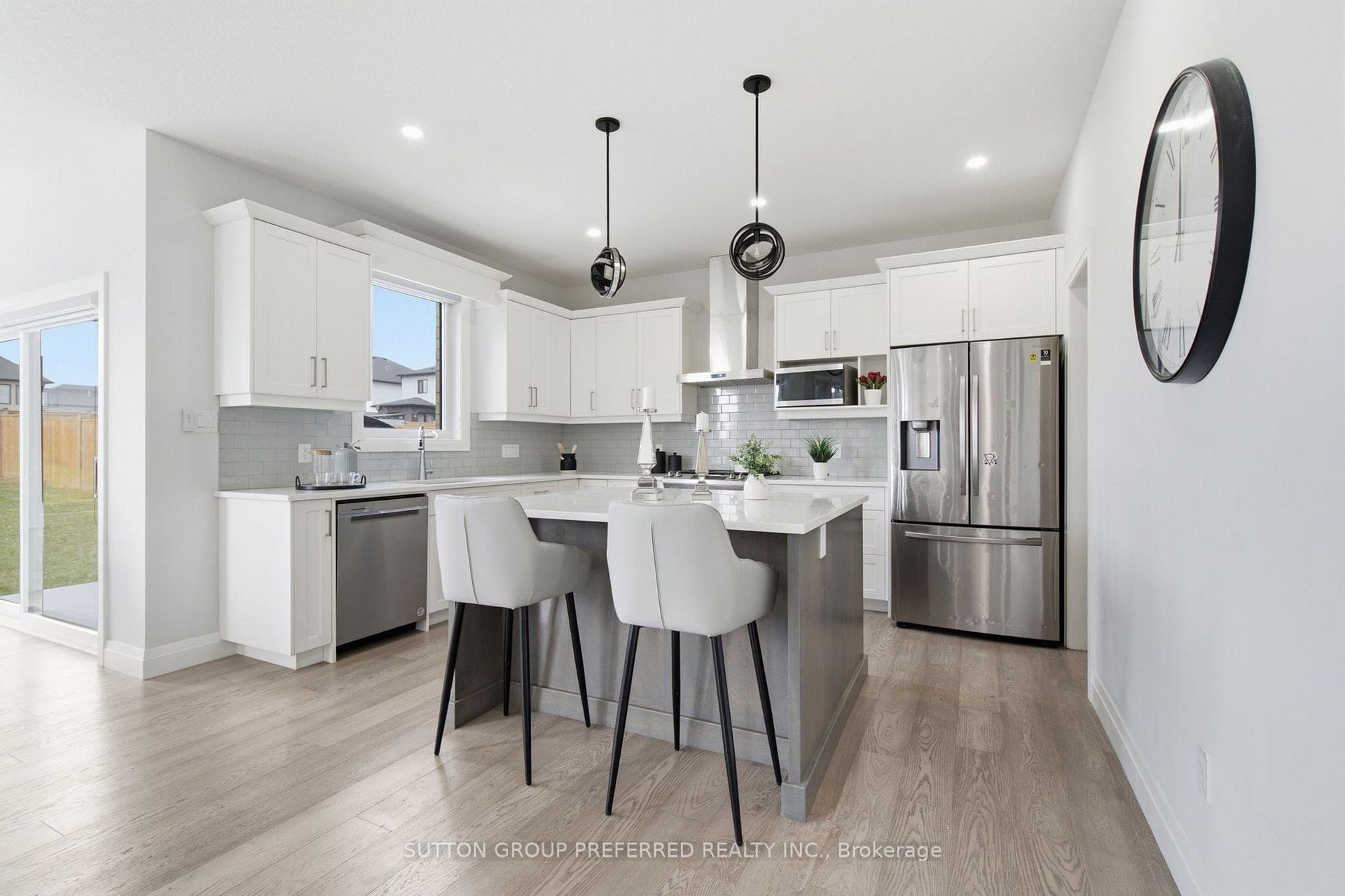 19 Kaiser Lane photo 16