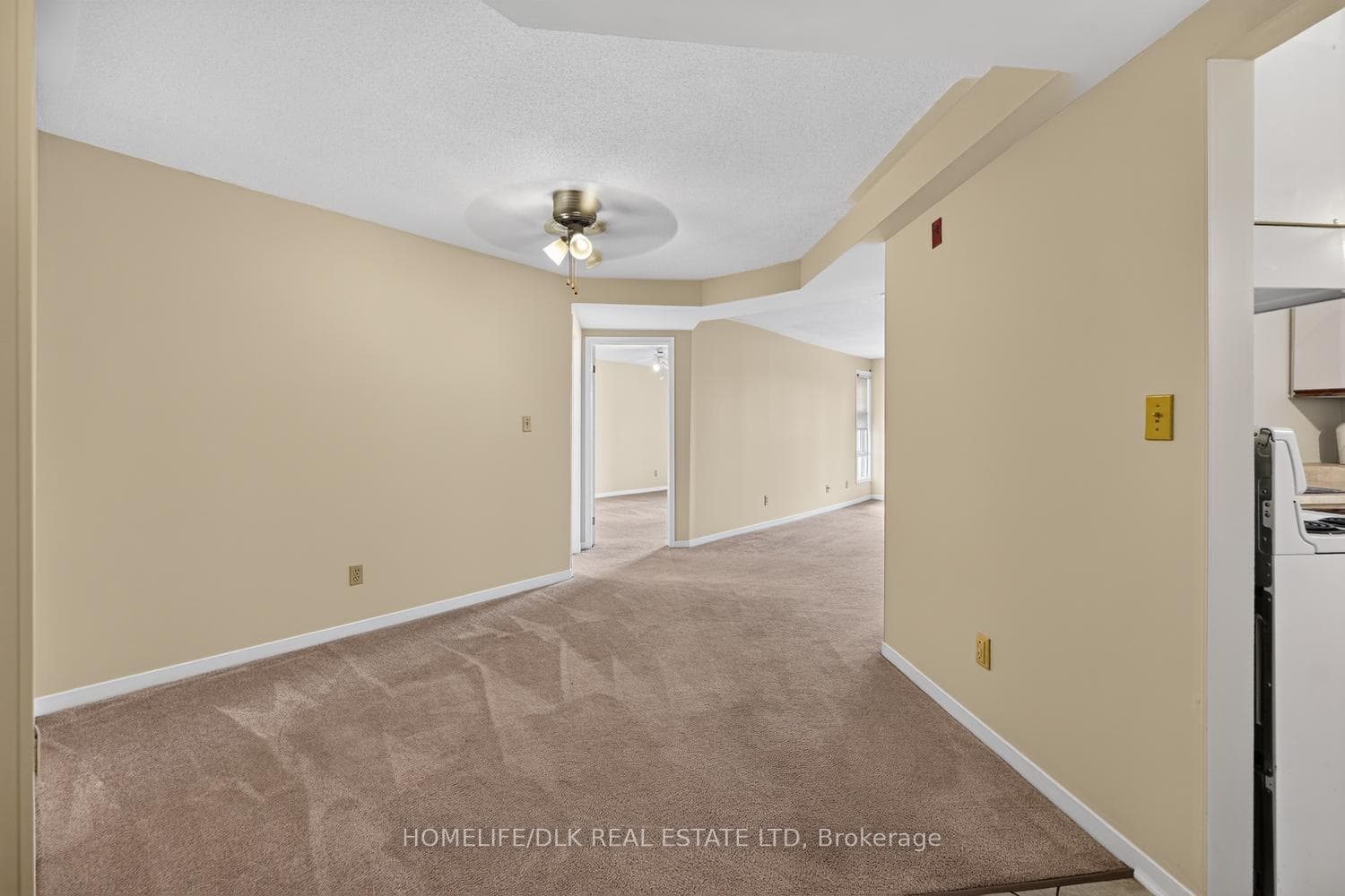 274 Ormond Street Unit 406 photo 6