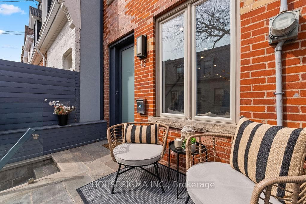 42 Allen Avenue photo 5