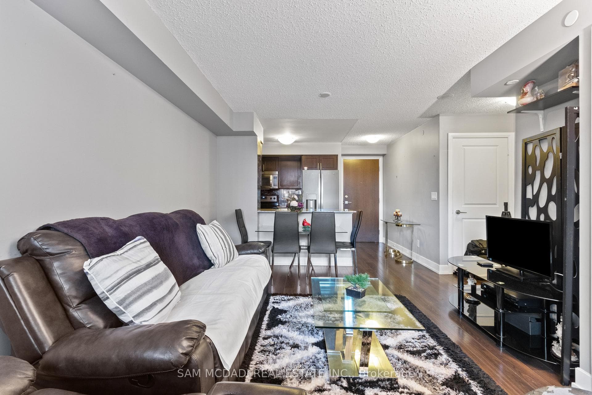 2 Eva Road Unit 630 photo 8