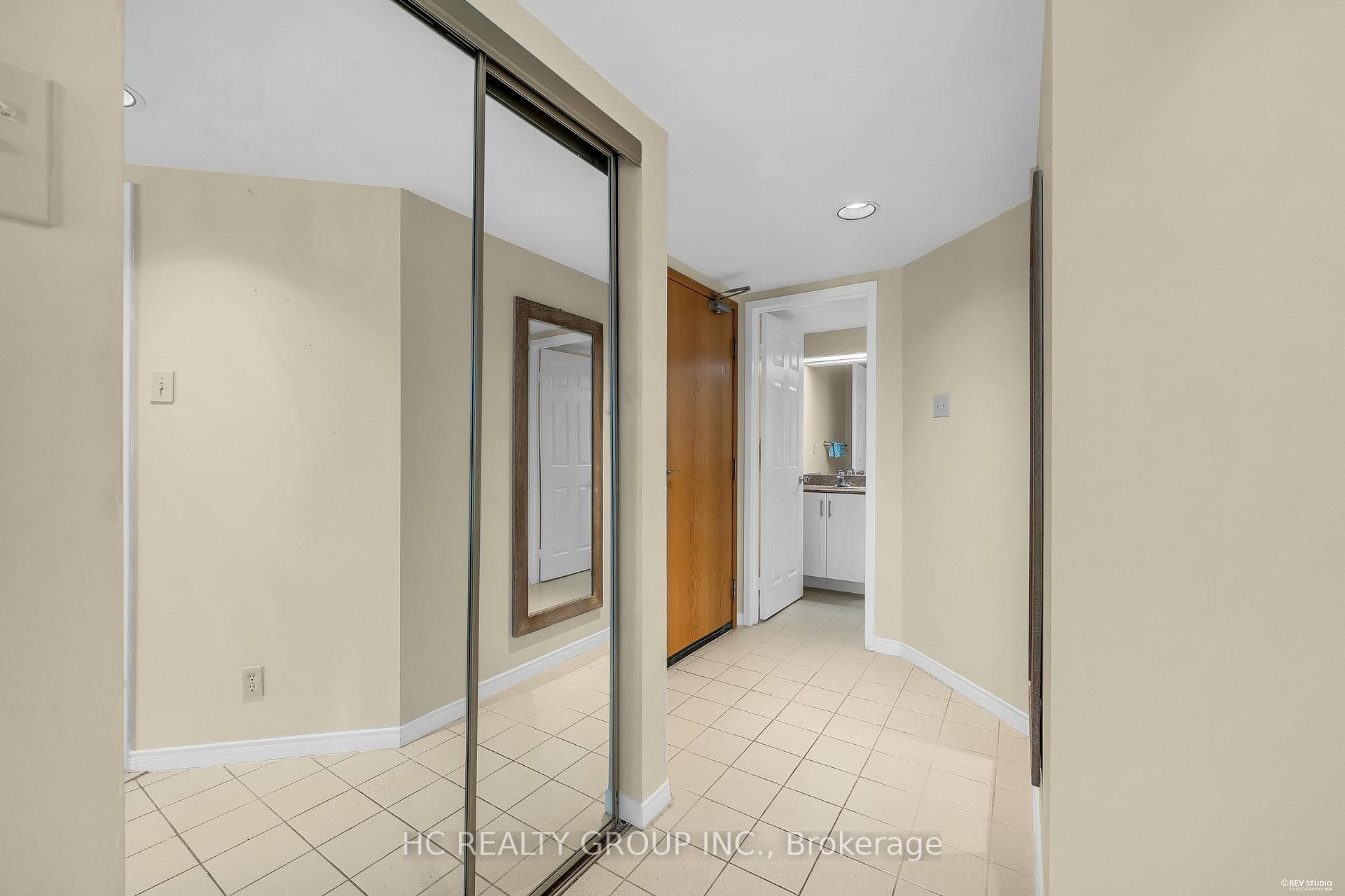 99 Harbour Square Unit 3902 photo 16