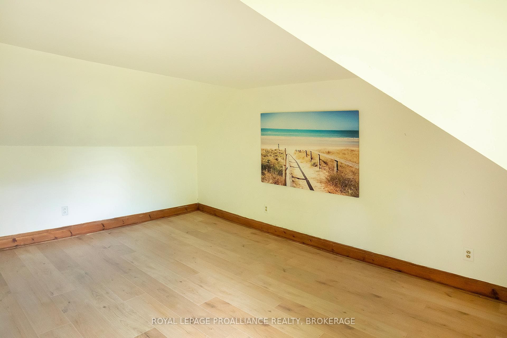 2345 Hughes Road photo 23