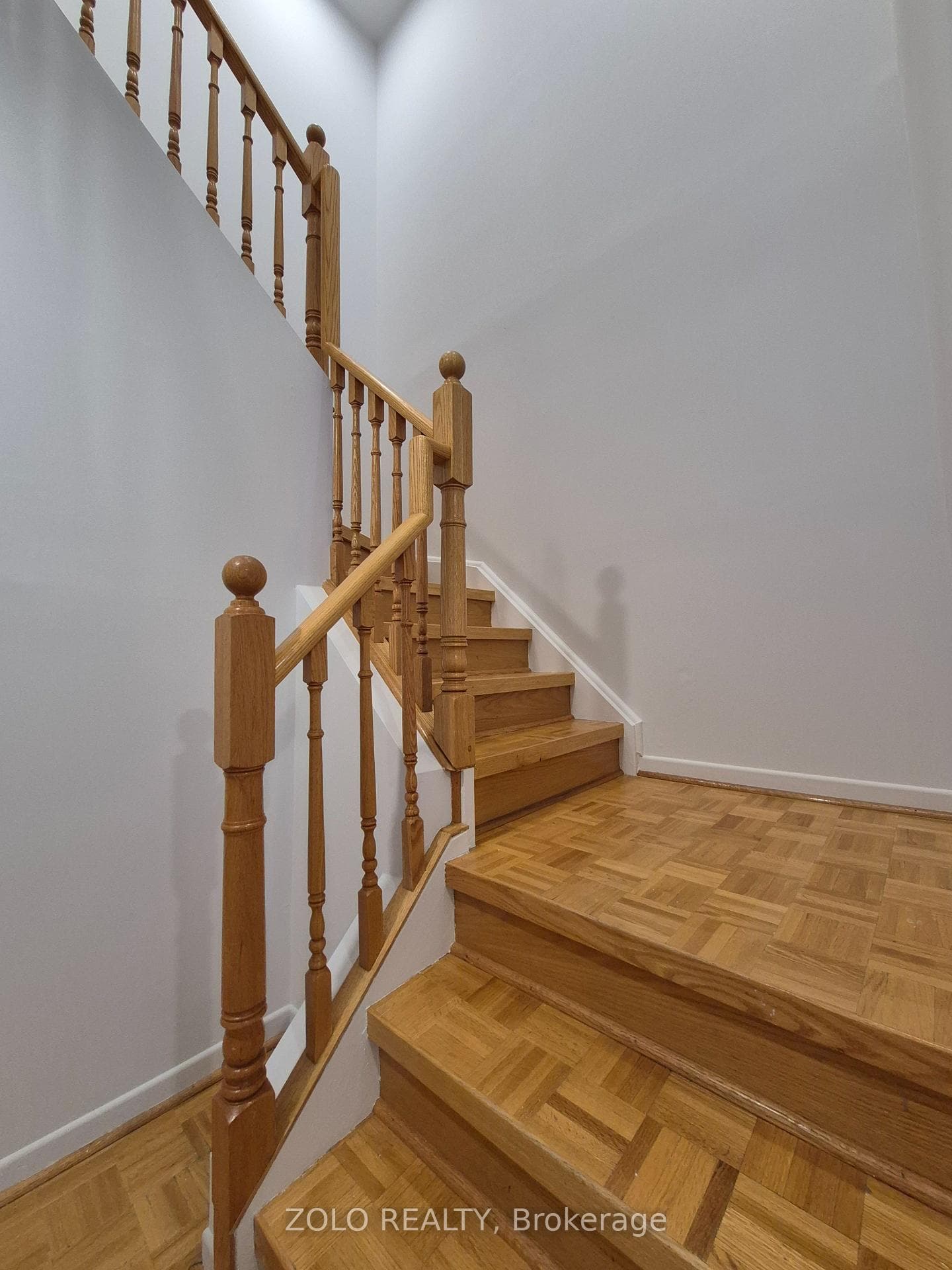 77 Colleen Street photo 16