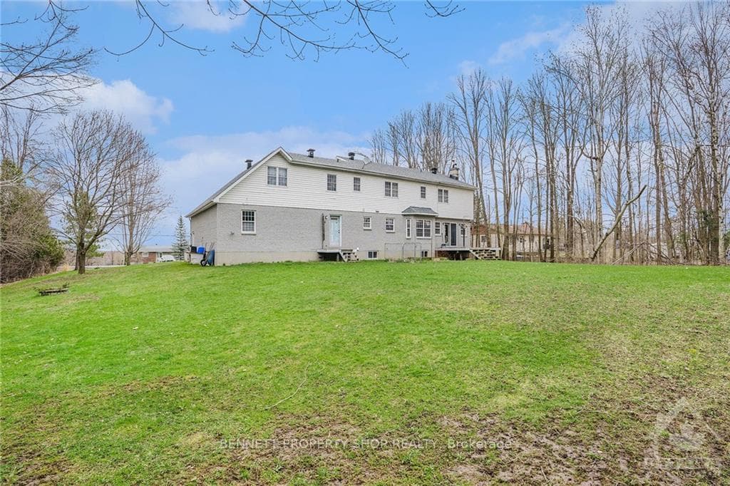 2380 JOHN QUINN Road photo 19