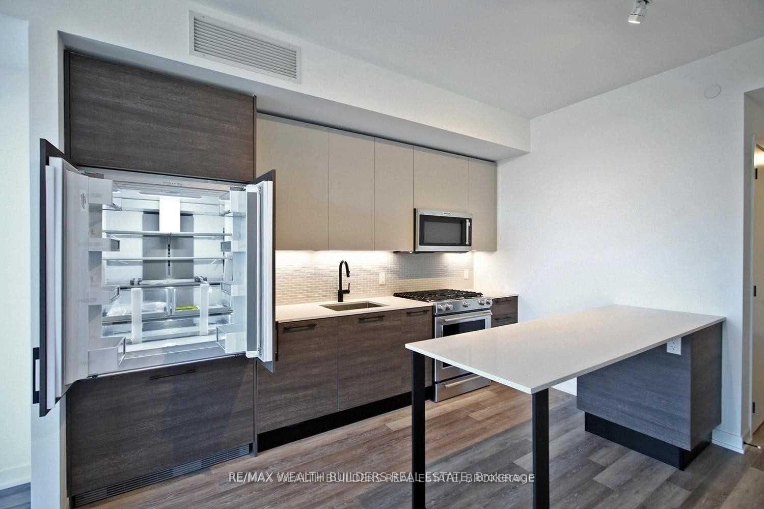 2118 Bloor Street Unit 511 photo 16